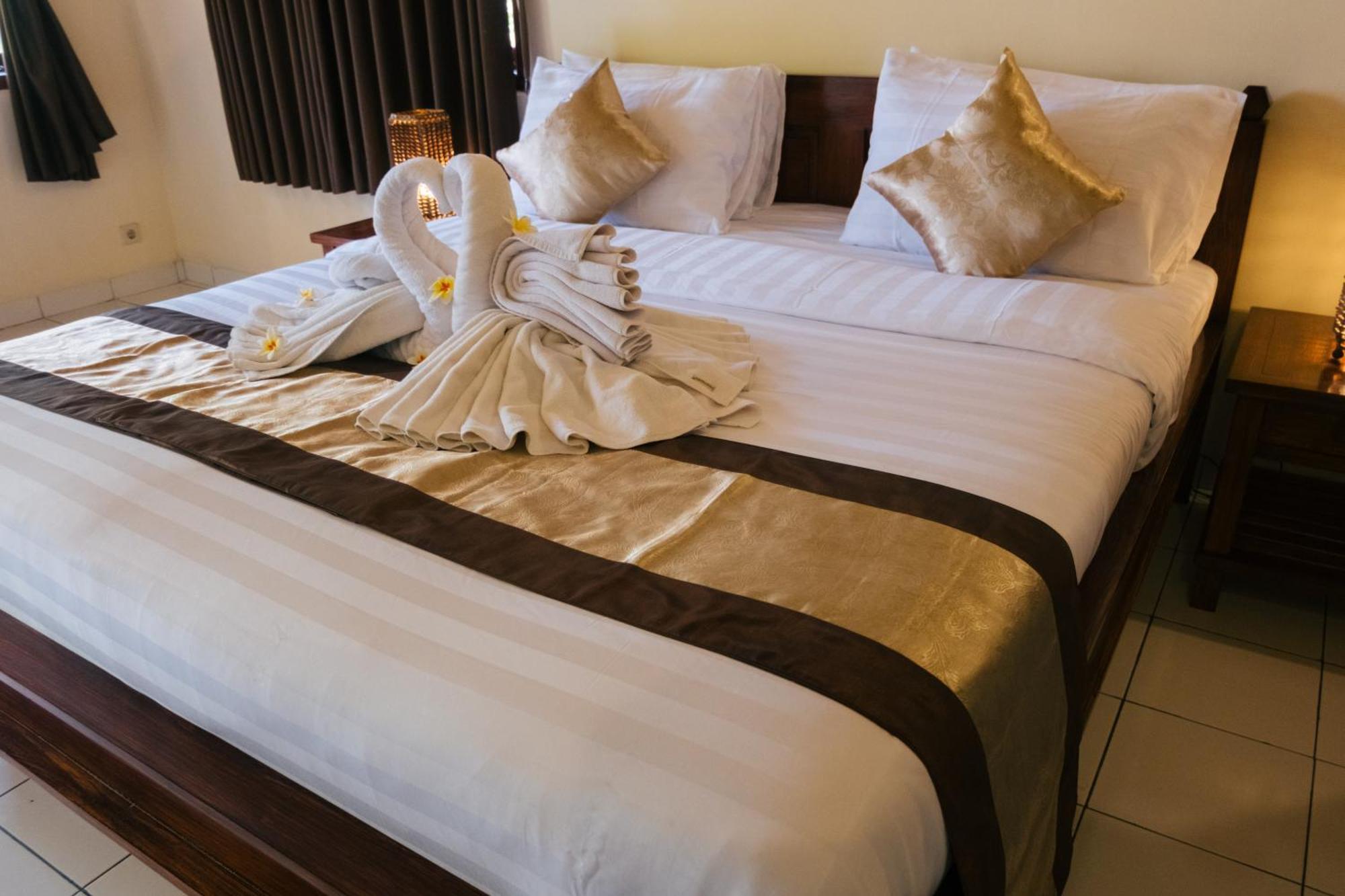 New Starlight Hotel Lovina Dış mekan fotoğraf